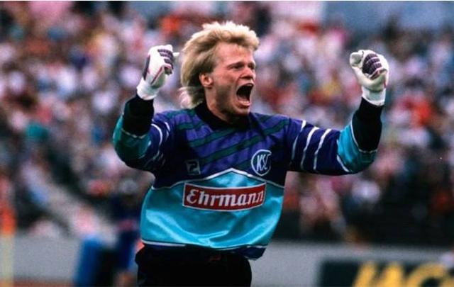 他的表现提 他的表现提